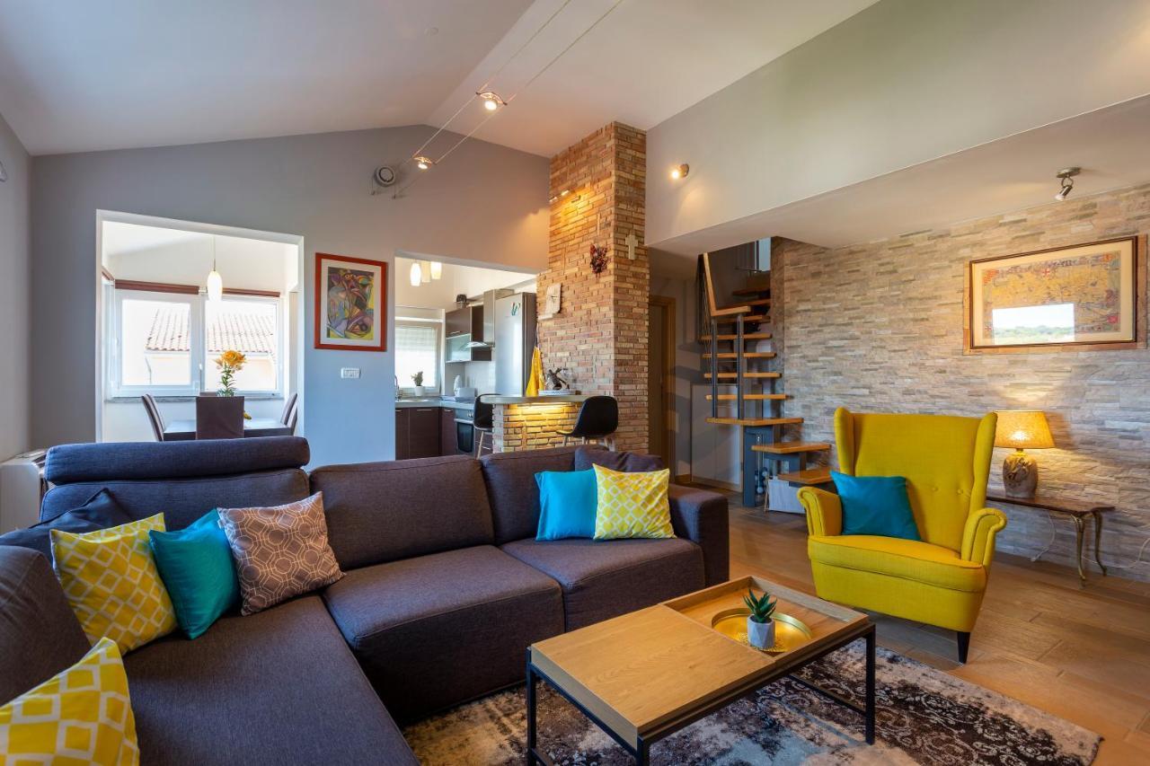 Apartman Ember Pula Exteriér fotografie