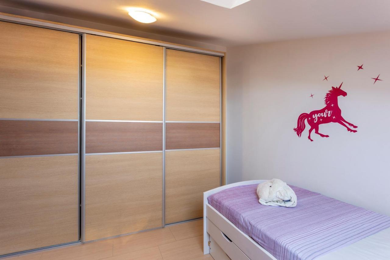 Apartman Ember Pula Exteriér fotografie