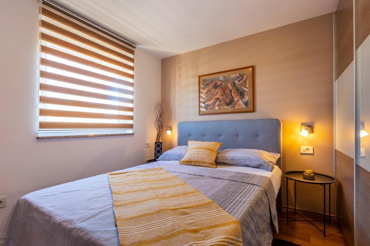 Apartman Ember Pula Exteriér fotografie