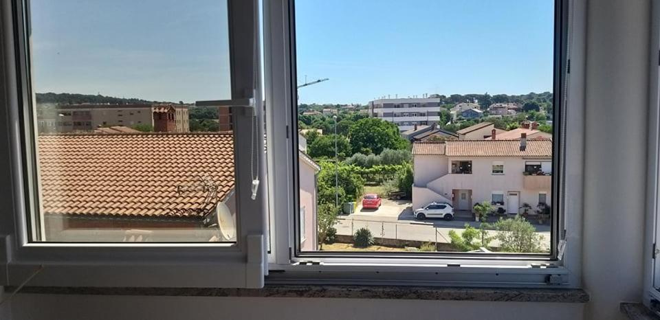 Apartman Ember Pula Exteriér fotografie